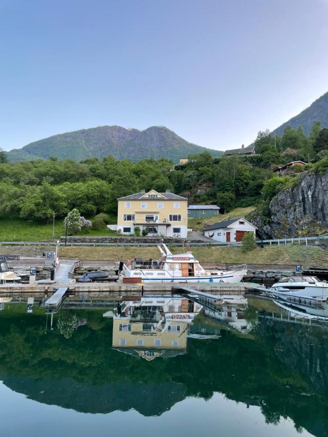Svingen Guesthouse - Panoramic Fjord Views In Flåm Zewnętrze zdjęcie