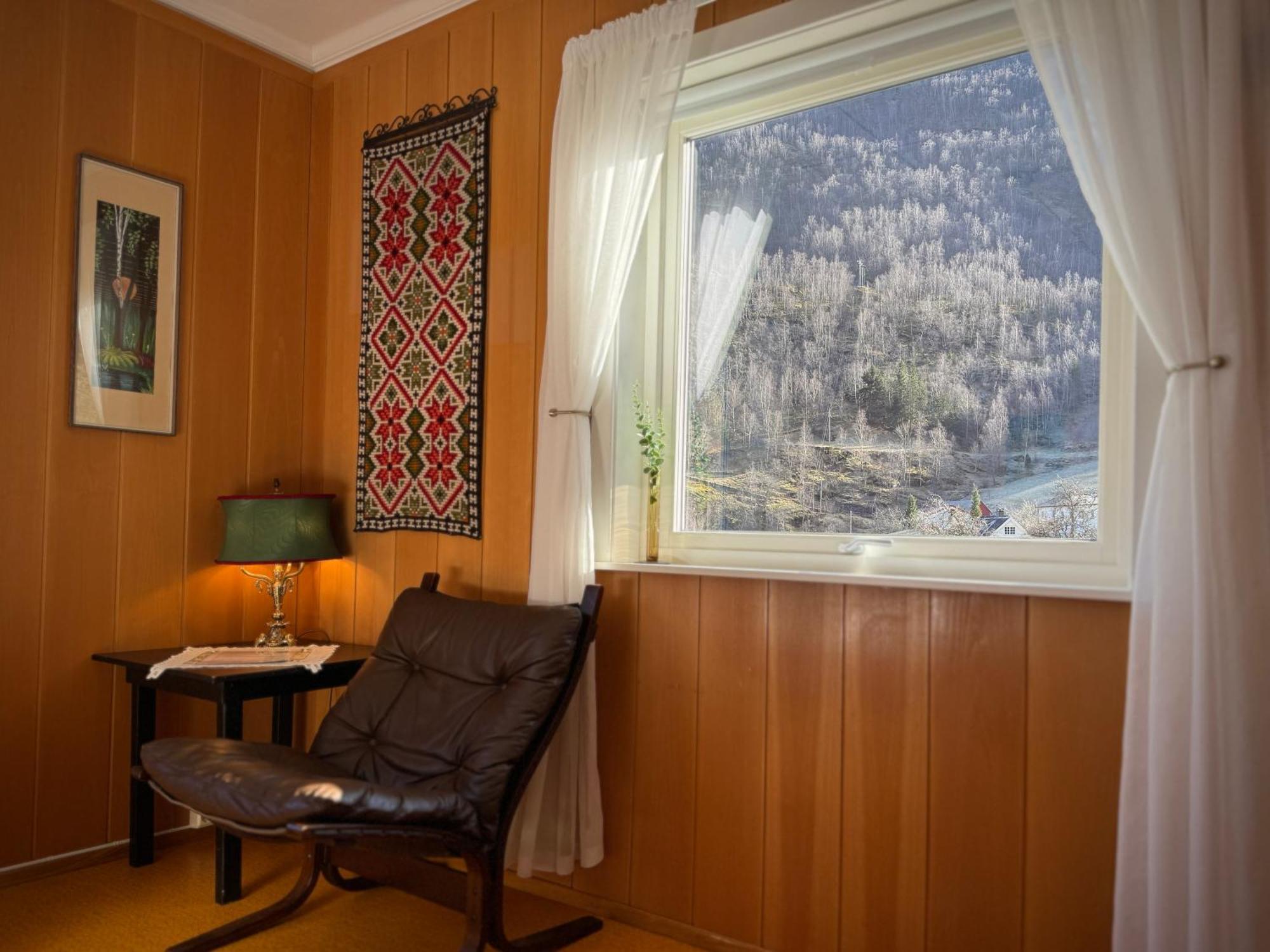 Svingen Guesthouse - Panoramic Fjord Views In Flåm Zewnętrze zdjęcie